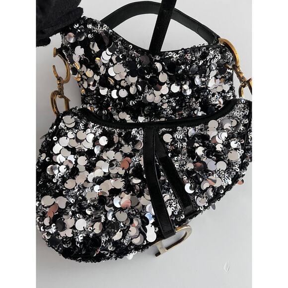 Dior silver sequin saddle bag - Picture 4 of 9